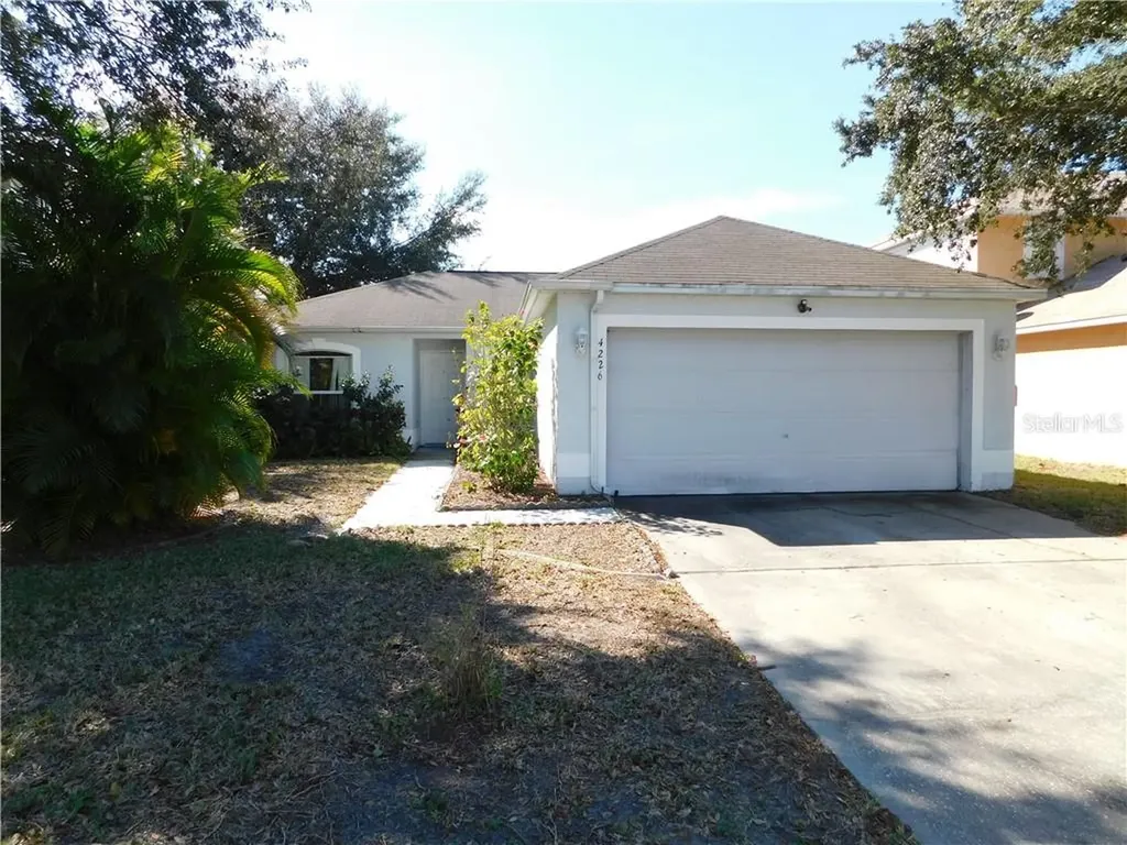 4226 Iveyglen Avenue Orlando FL 32826