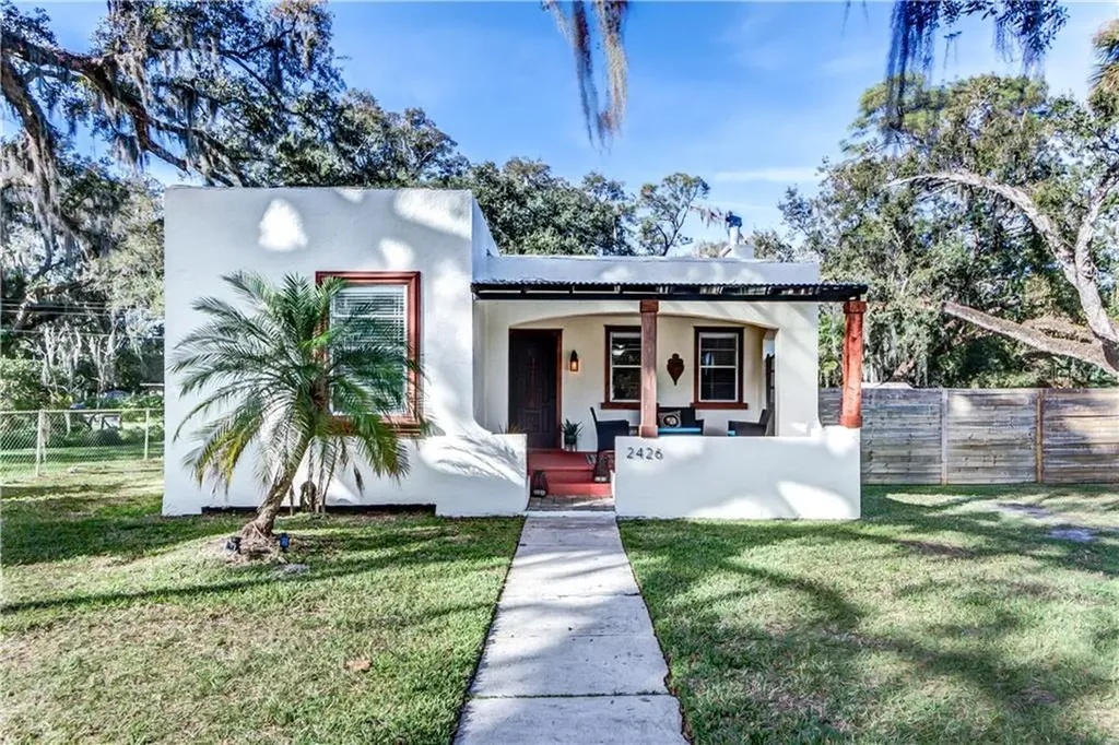 2426 S Elm Avenue Sanford FL 32771