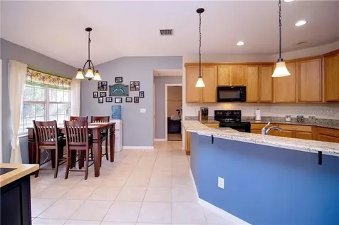 1404 Butch Cassidy Trail Wimauma FL 33598