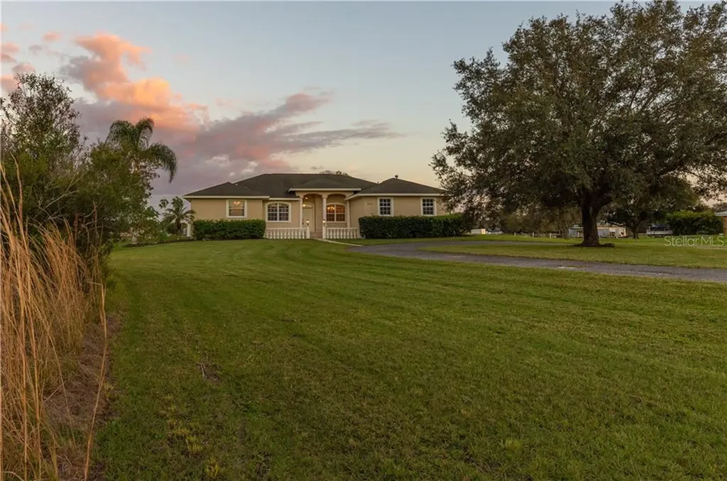 423 Oakford Road Sarasota FL 34240