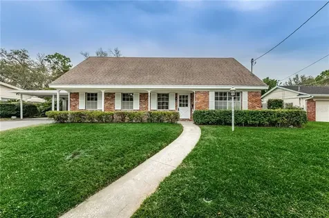 2820 Kimberly Lane Tampa FL 33618