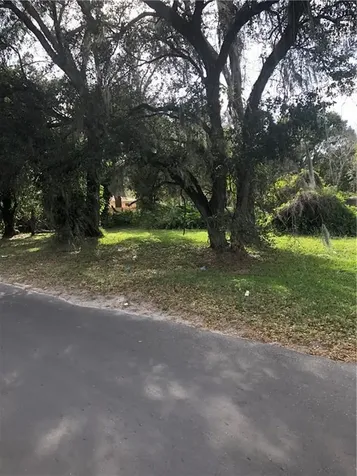 1201 W Ball Street Plant City FL 33563