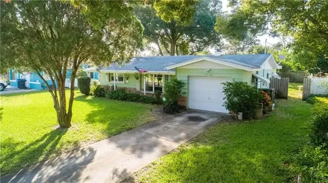 7938 26th Avenue N St Petersburg FL 33710