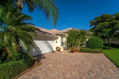 5526 Carmona Place Sarasota FL 34238