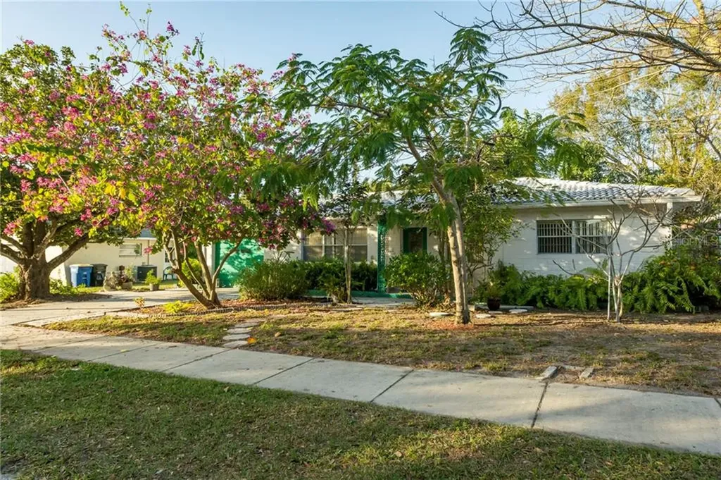 1412 Nursery Road Clearwater FL 33756