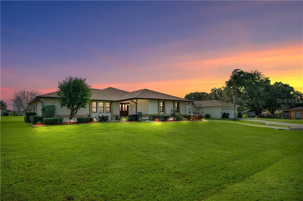 214 Tara Court Lakeland FL 33809