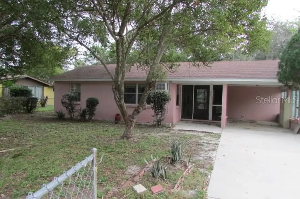 215 Agua Vista Street Debary FL 32713