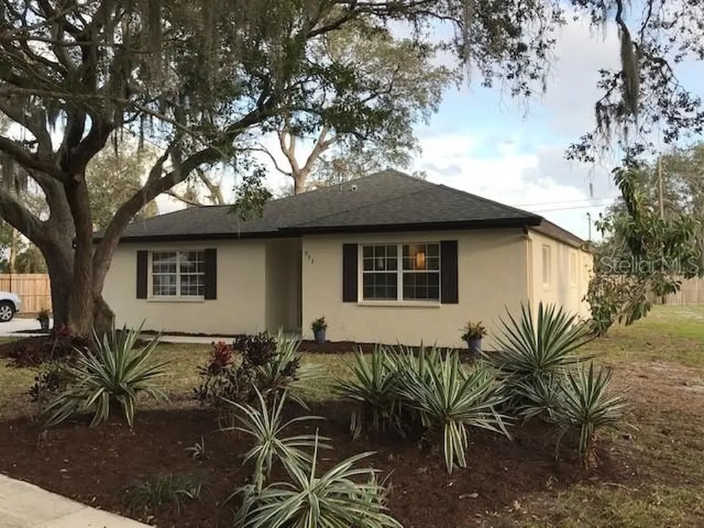 322 Mcarthur Avenue Sarasota FL 34243