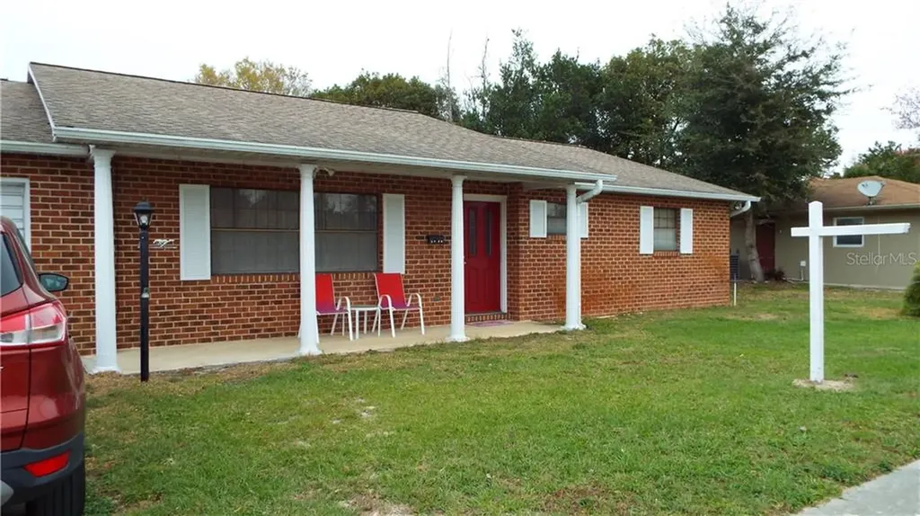 1739 Saxon Boulevard Deltona FL 32725