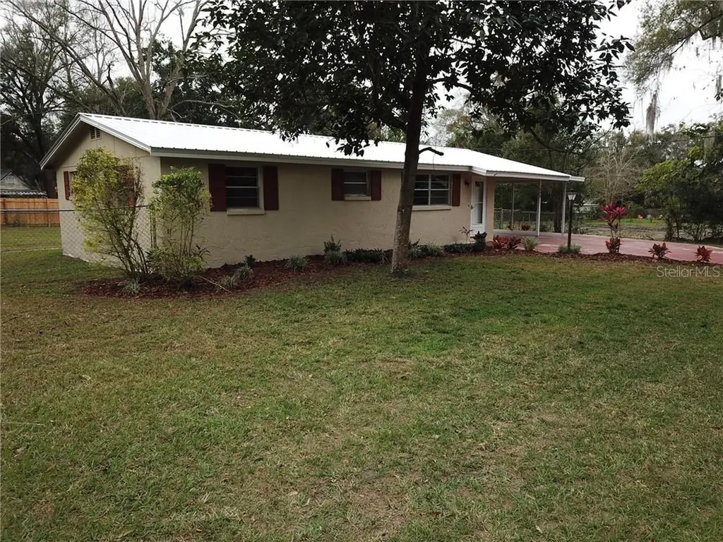 503 W Saunders Street Plant City FL 33563