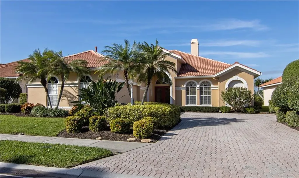 6851 Bay Hill Drive Lakewood Ranch FL 34202