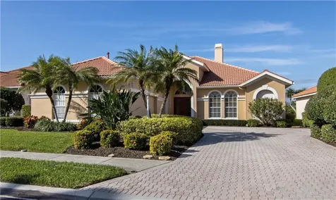 6851 Bay Hill Drive Lakewood Ranch FL 34202