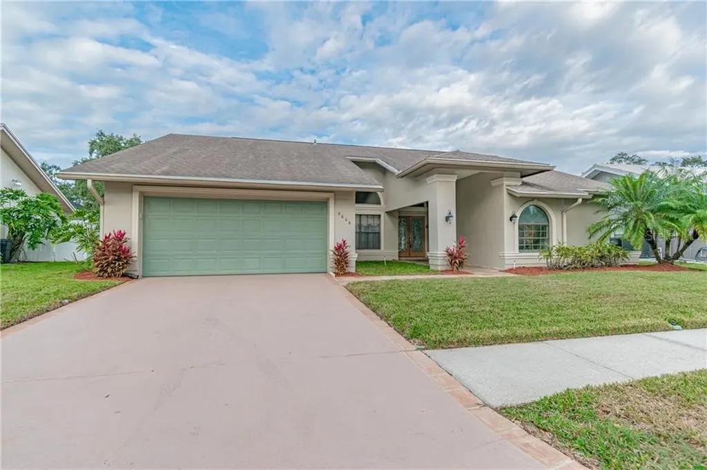 8606 Chadwick Drive Tampa FL 33635
