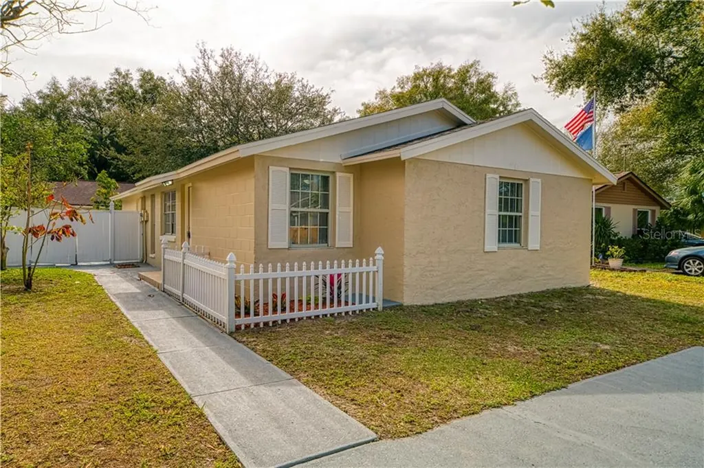 9008 Wheathill Way Tampa FL 33615