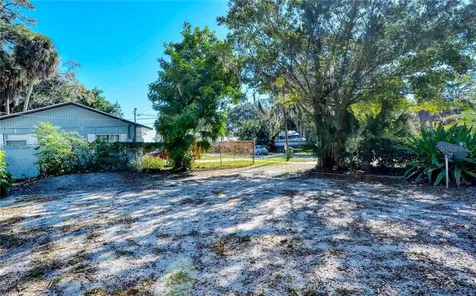1345 12th Street Sarasota FL 34236