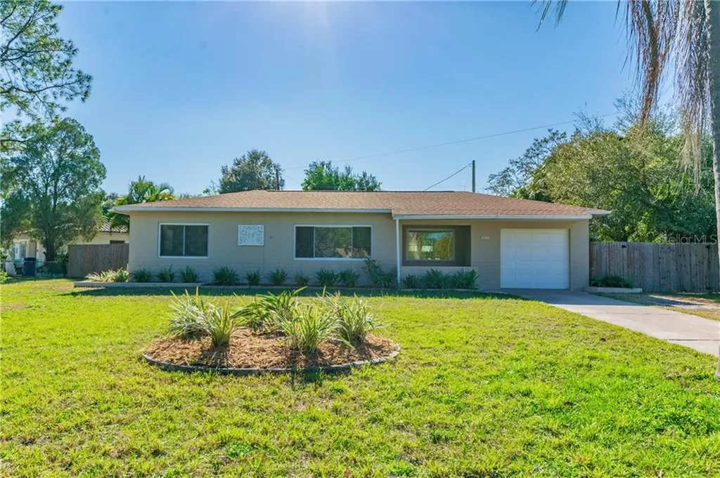 6700 10th Street N St Petersburg FL 33702