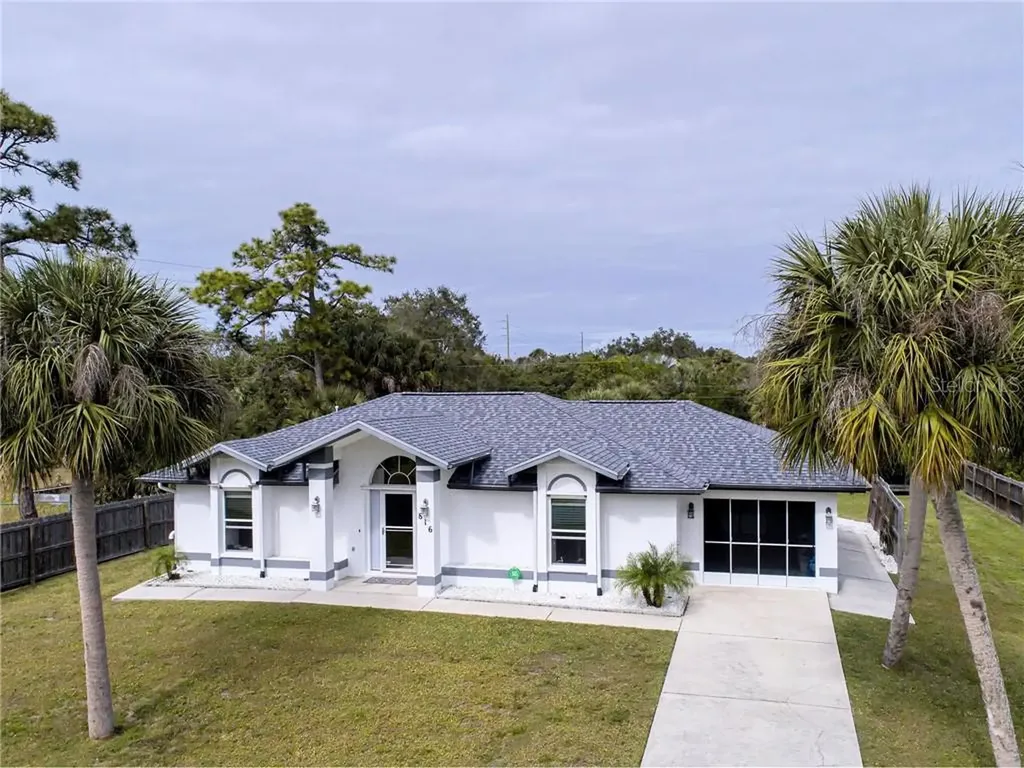 816 E 2nd Street Englewood FL 34223