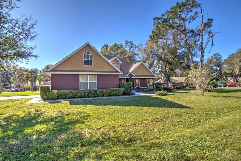 2738 Deer Rack Lane Lakeland FL 33811