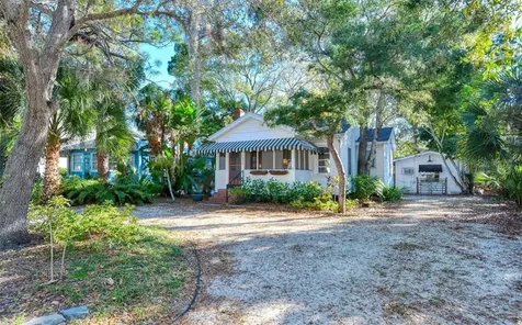 2333 Mietaw Drive Sarasota FL 34239