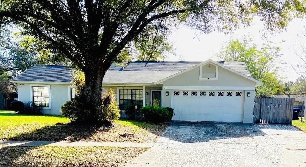 7372 Rush Court Orlando FL 32818