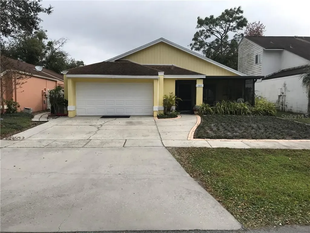 315 Blue Jacket Lane Orlando FL 32825