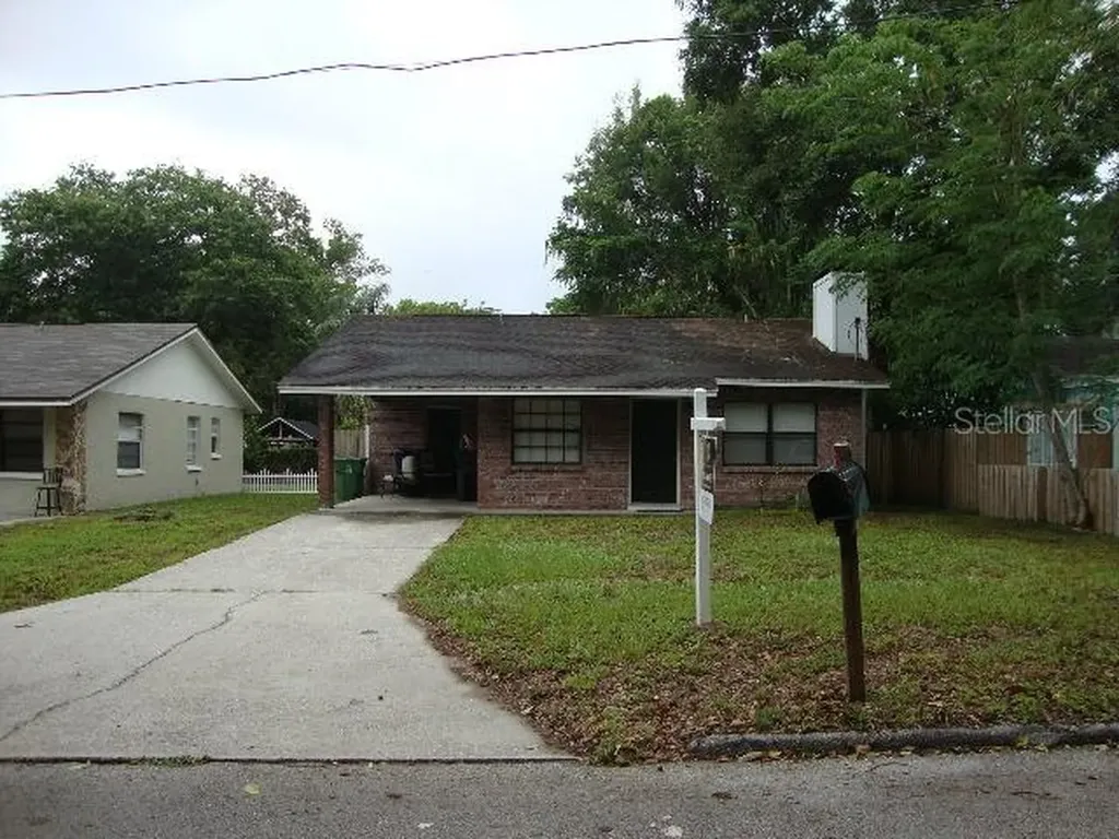 1811 E Diana Street Tampa FL 33610