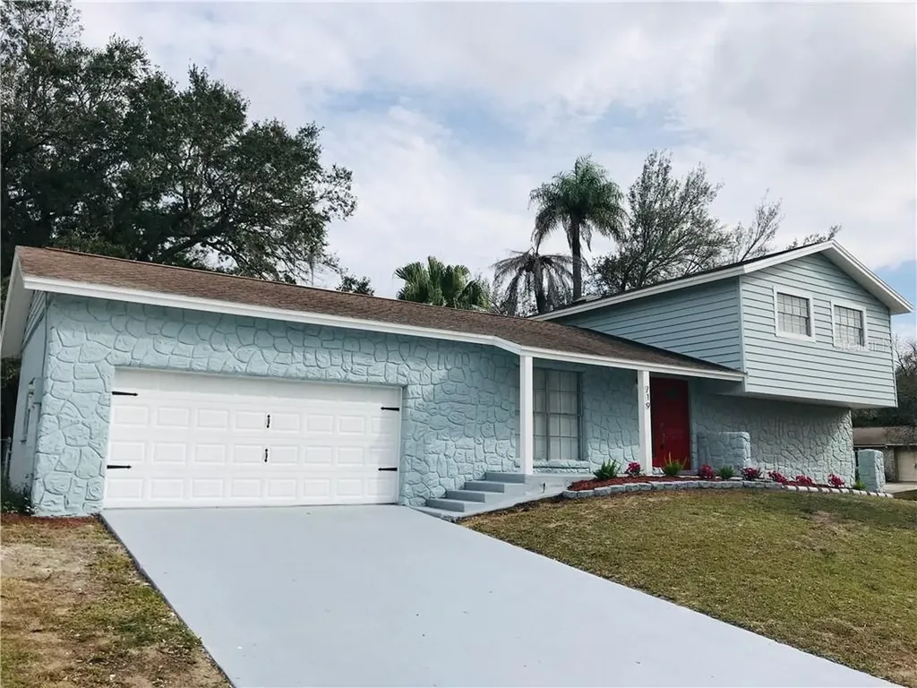 719 Kingswood Loop Brandon FL 33511