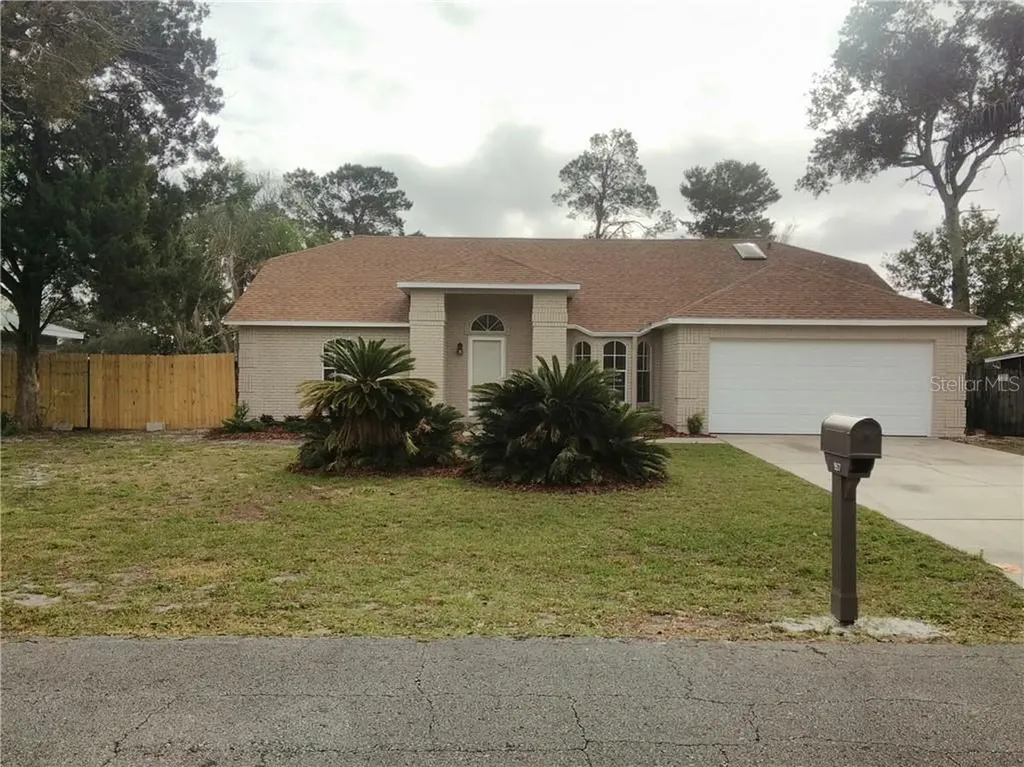 957 Yellowbird Avenue Deltona FL 32725