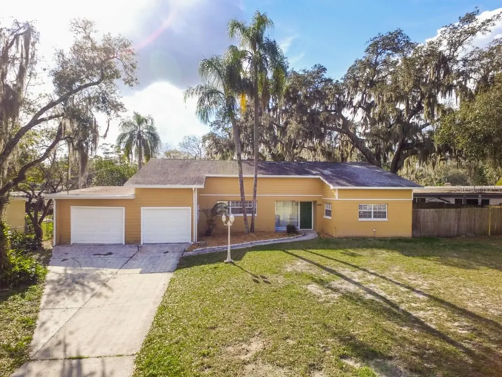 409 Courtney Drive Temple Terrace FL 33617