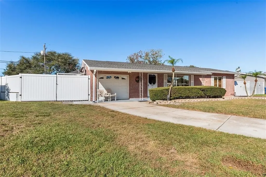 3232 57th Street N St Petersburg FL 33710
