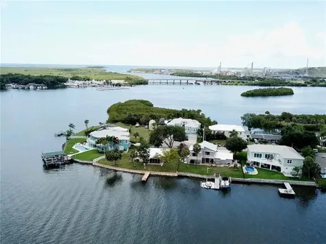 9414 Oak Street Riverview FL 33578