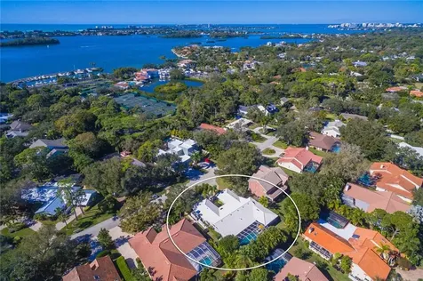 4557 Camino Real Sarasota FL 34231