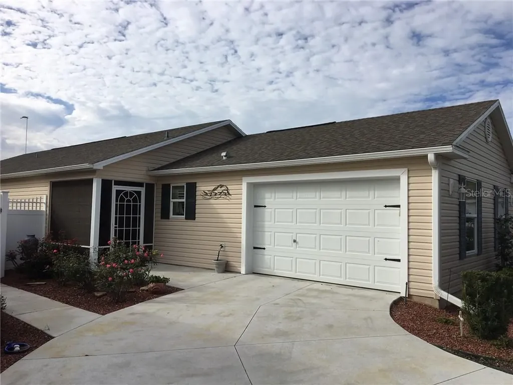 864 Sapphire Place The Villages FL 32163