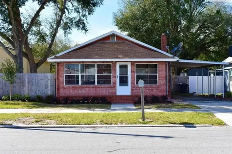 412 Orange Street Auburndale FL 33823