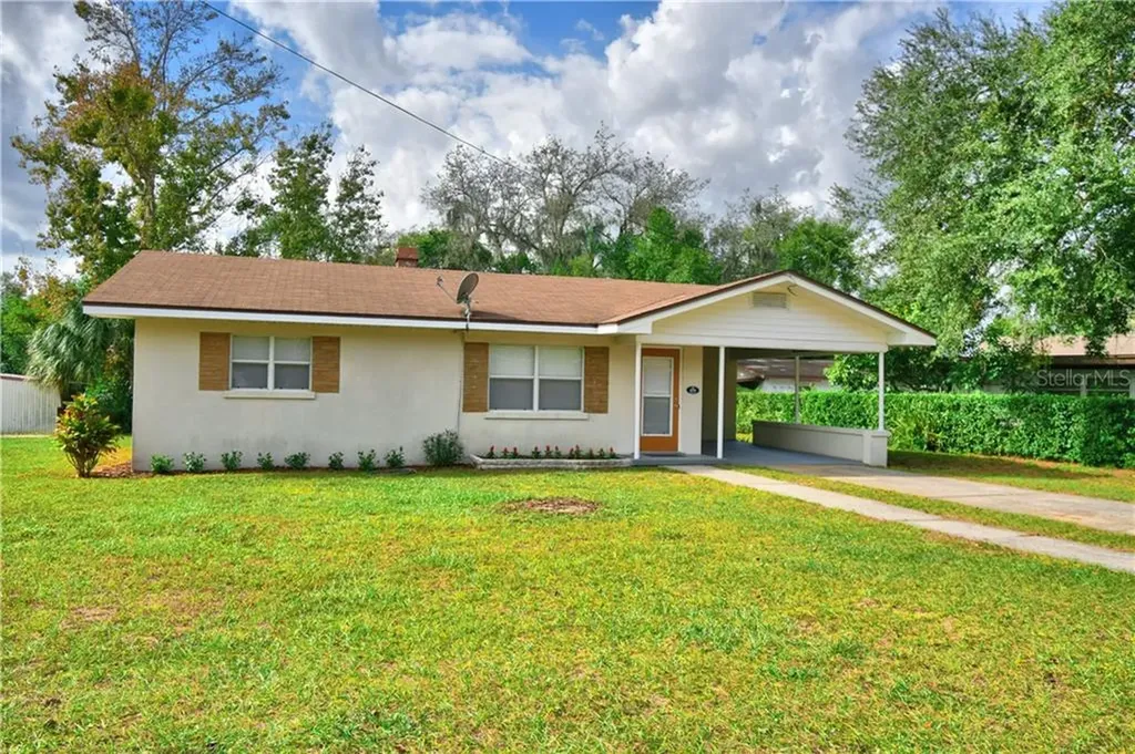 406 S 12th Street Lake Wales FL 33853