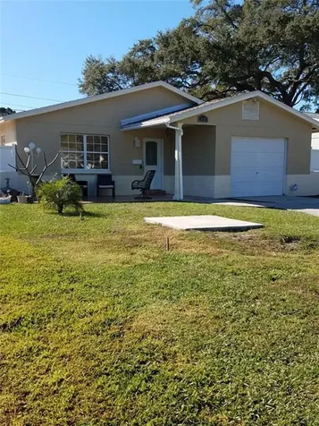 5542 19th Avenue N St Petersburg FL 33710