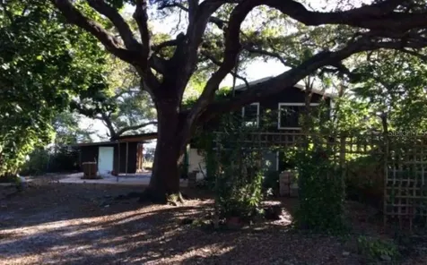 1824 Gillespie Avenue Sarasota FL 34234