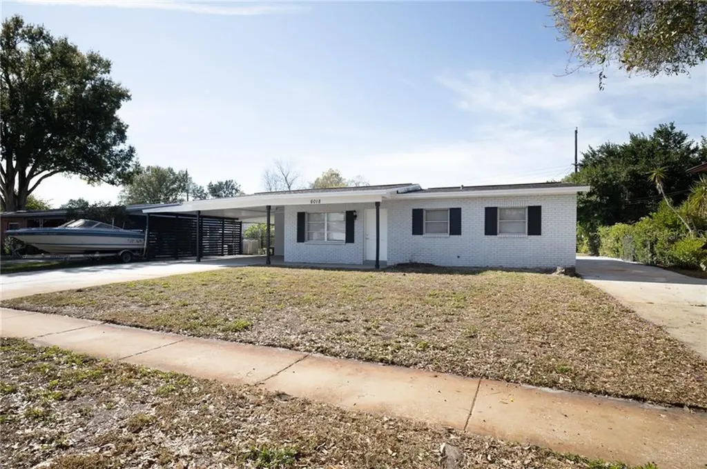 6018 Rosewood Drive Tampa FL 33615