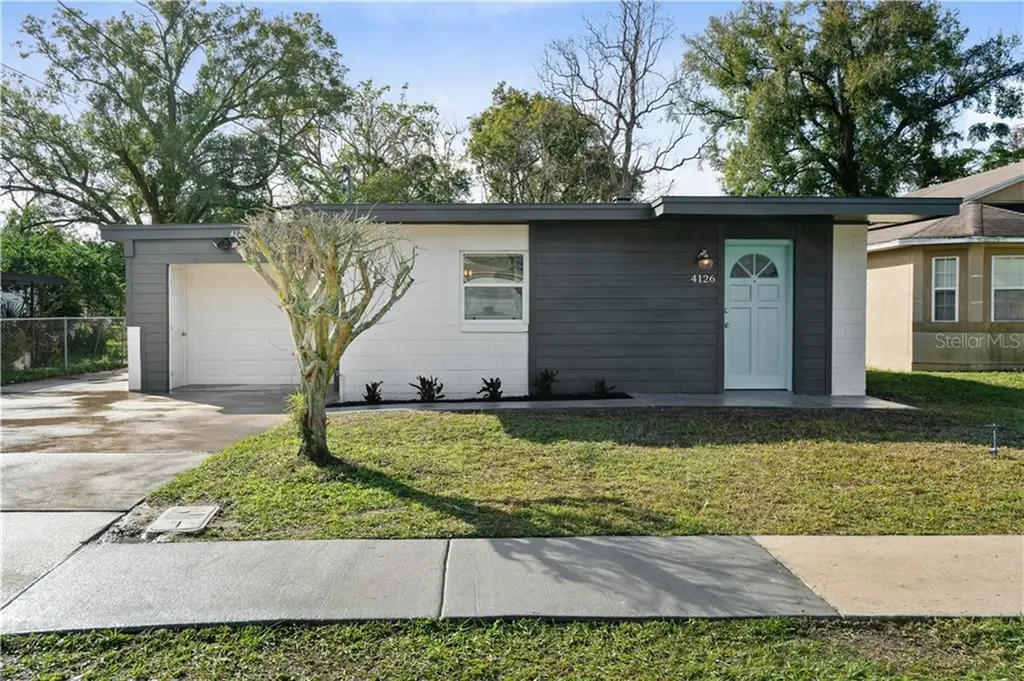 4126 Raleigh Street Orlando FL 32811