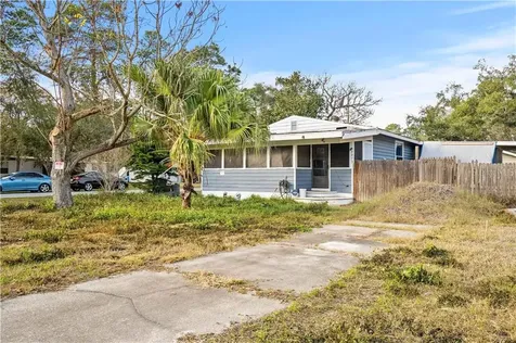 7493 Sealawn Drive Spring Hill FL 34606