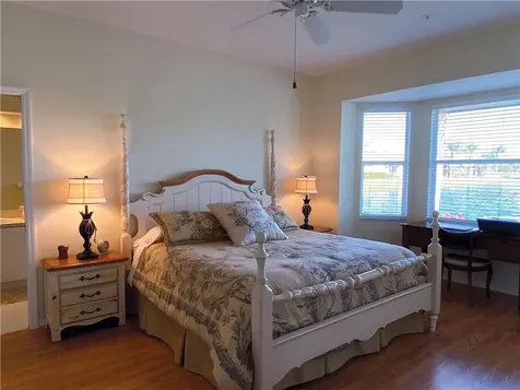 5091 Blue Ash Avenue Sarasota FL 34241