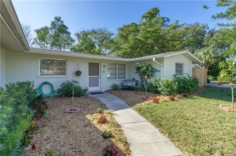 2922 Sequoia Lane Sarasota FL 34237