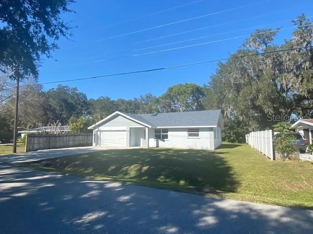 4057 Linwood Street Sarasota FL 34232