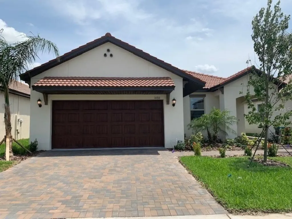 16816 Whisper Elm Street Wimauma FL 33598