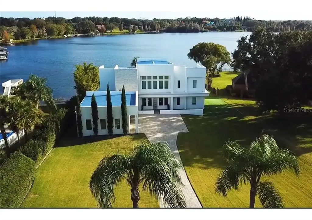 221 W Lake Summit Drive Winter Haven FL 33884