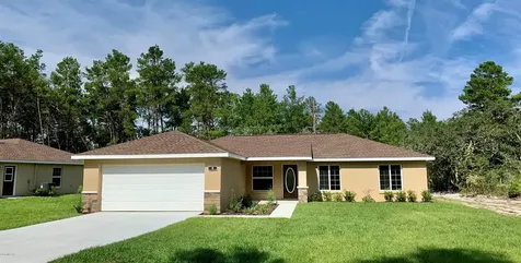 3 Malauka Pass Court Ocklawaha FL 32179