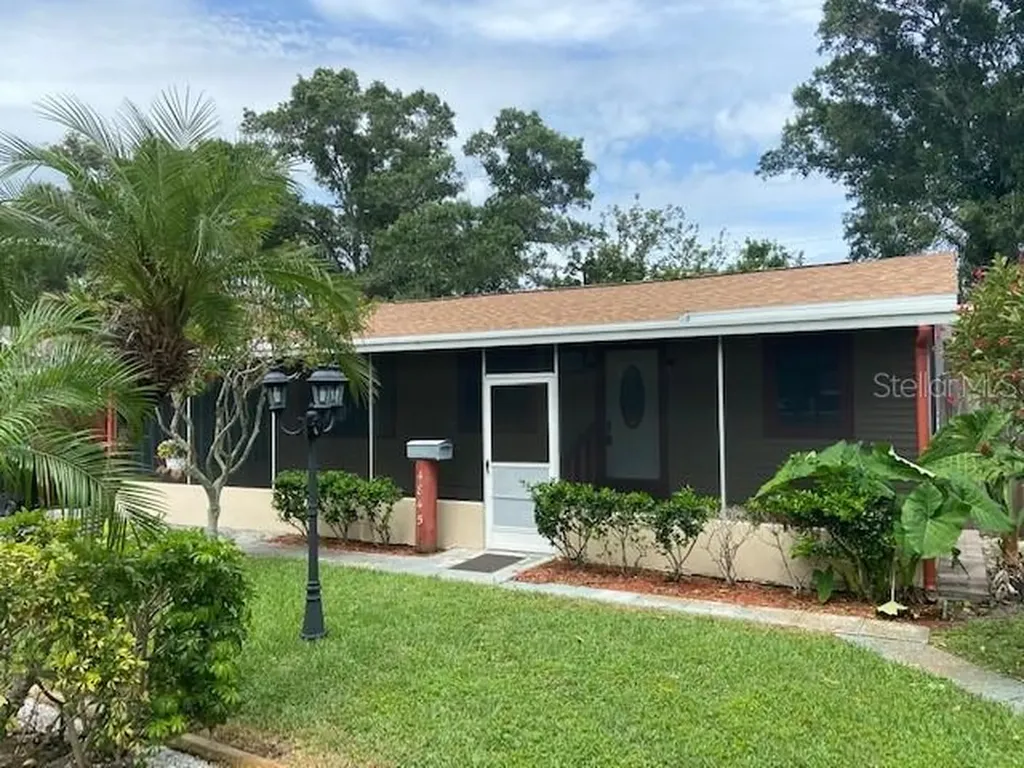 4845 20th Street N St Petersburg FL 33714