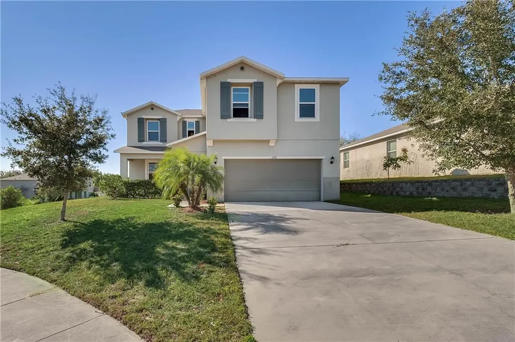 1872 College Park Drive Tavares FL 32778