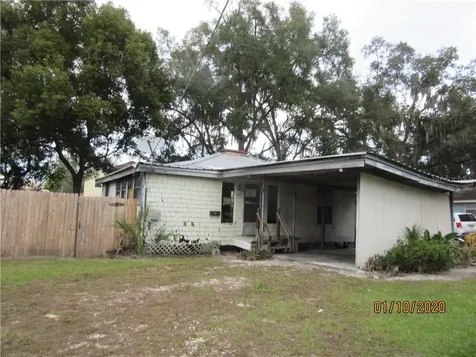 1106 W Granfield Avenue Plant City FL 33563