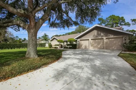 7913 Broadmoor Pines Boulevard Sarasota FL 34243